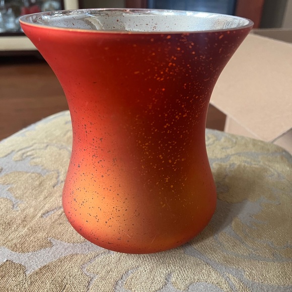 Scentsy Lampshade Gold Tulip Warmer🧡💡✨ - Picture 5 of 8